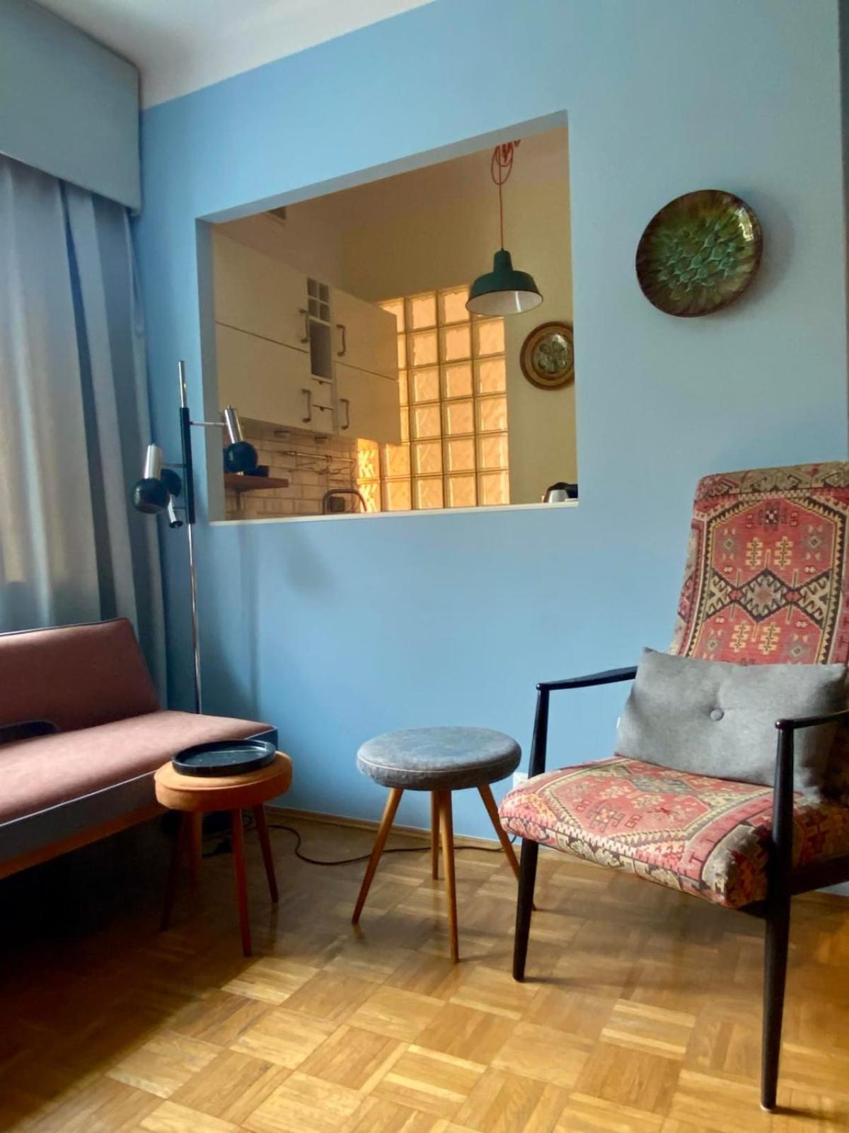 Apartment Charming And Stylish